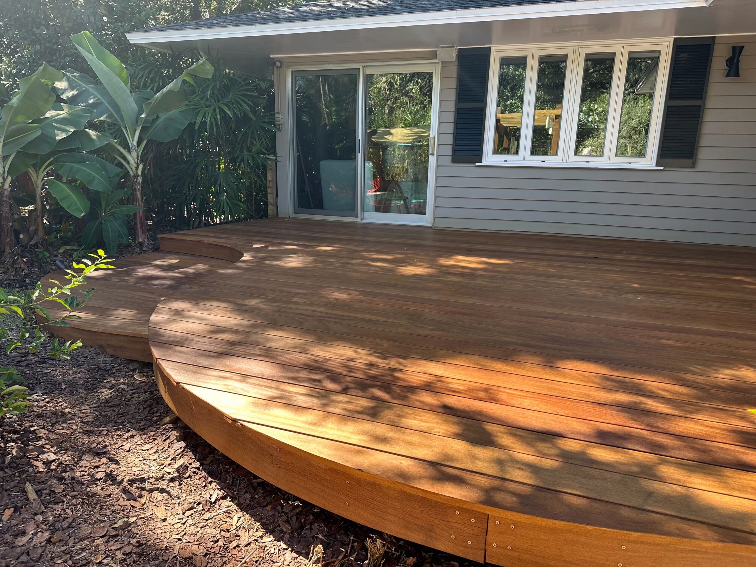 Curved deck builder